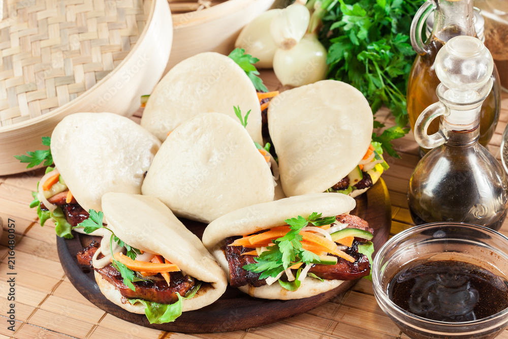Gua bao, steamed buns with pork belly and vegetable Gua bao, steamed buns with pork belly and vegetable