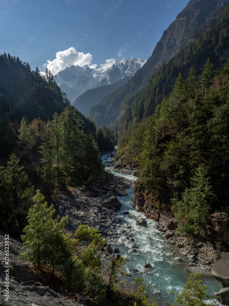 Obraz premium Turquoise River on Annapurna Circuit