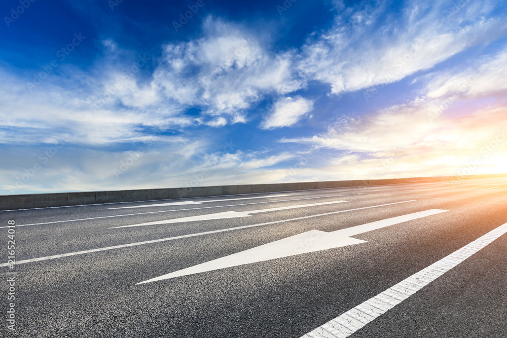 Fototapeta premium Beautiful sky cloud and asphalt road landscape