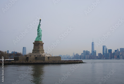 Statue of liberty, New York City, USA © poonotsuke
