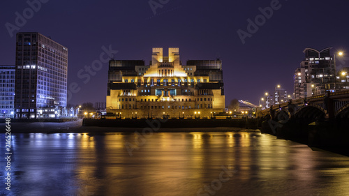 Fotografi Oficina 007 MI6 en Londres, Servicio Secreto de Inteligencia
