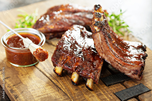 Canvas-taulu Grilled and smoked ribs with barbeque sauce