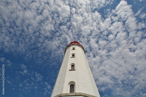 traumhafte Schäfchenwolken über dem Leuchtturm., Insel Hiddensee, Rügen