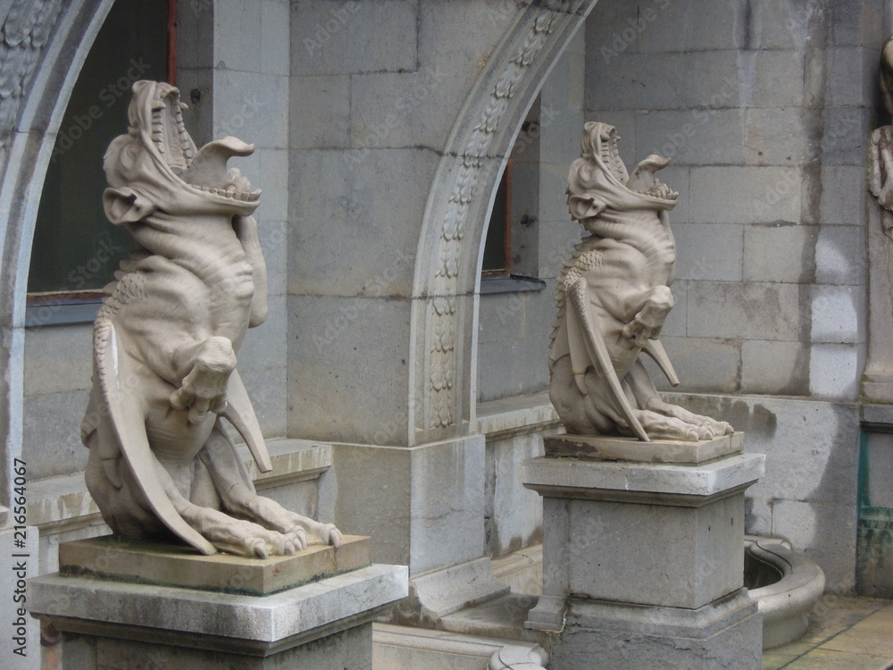 gargoyle statues