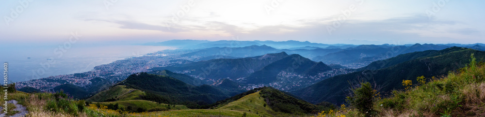 Obraz premium Panoramic cityscape view