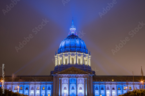 Photography Night view of the historical San Francisco City Hall