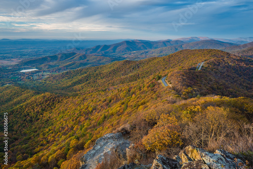 Fall color and Blue Ridge Mountains from Little Stony Man Cliffs, on the Appalachian Trail in Shenandoah National Park, Virginia © jonbilous