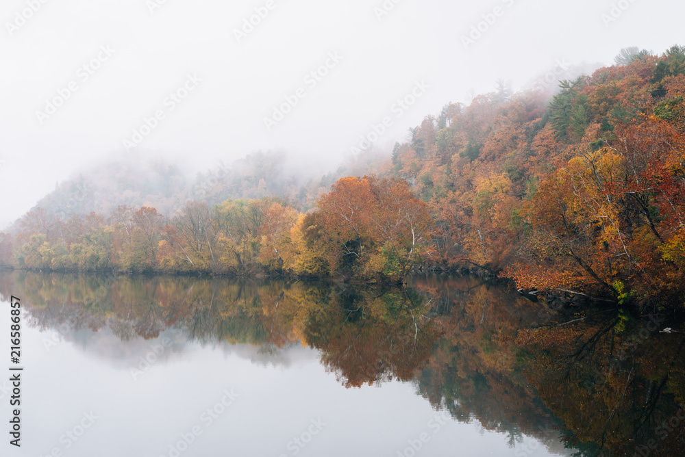 Fog and autumn color on the James River, from the Blue Ridge Parkway in Virginia. Fog and autumn color on the James River, from the Blue Ridge Parkway in Virginia.