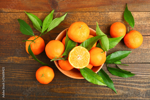  bright and fresh tangerines