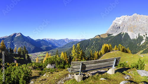 herrlicher Platz mit Aussicht auf Ehrwald und Zugspitze