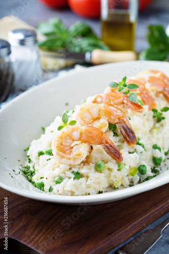 Green peas risotto with shrimp