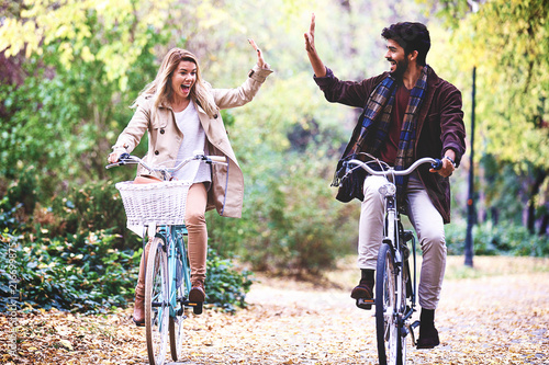 Couple enjying fall photo