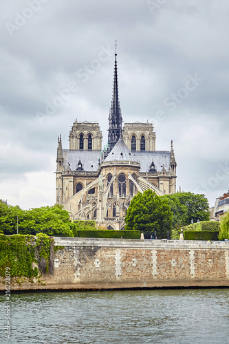 River Seine and Notre Dame de Paris, Paris, France, Europe