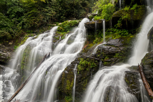 Cattawba Falls, North Carolina © Eifel Kreutz