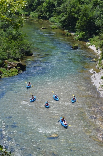 Kayak, Canoë,  gorges du Tarn, France photo