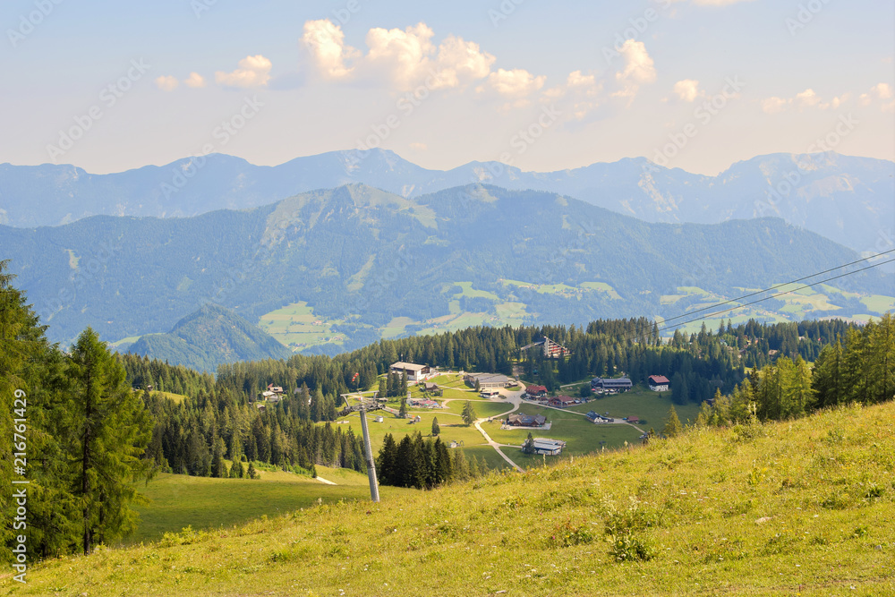 Blick von der Hoess in Hinterstoder in die Berge Blick von der Hoess in Hinterstoder in die Berge