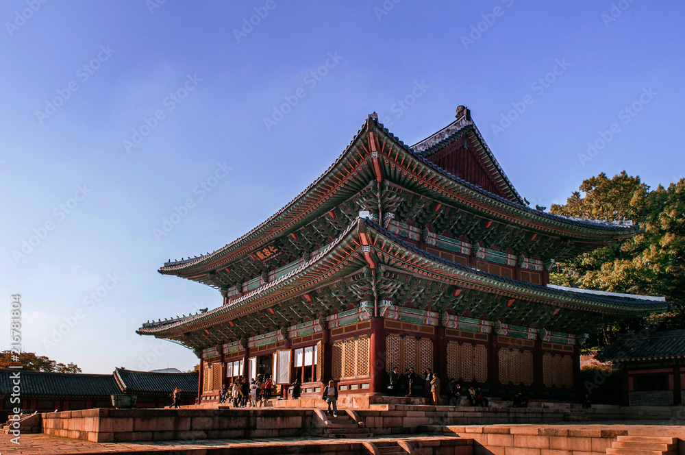Fototapeta premium Sala Injeongjeon w pałacu Changdeokgung, Seul, Korea Południowa