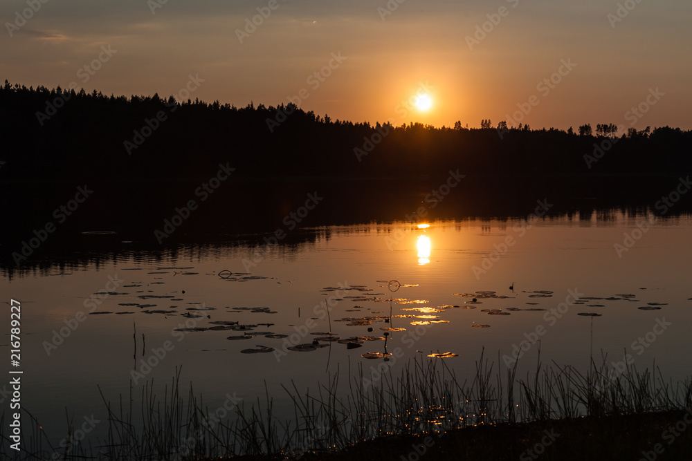 Fototapeta premium Landscape - sunset on the lake