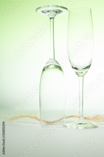 Sektgläser mit Seil grün