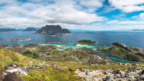 Fototapeta Naklejka Na Ścianę i Meble -  Top on Skrova