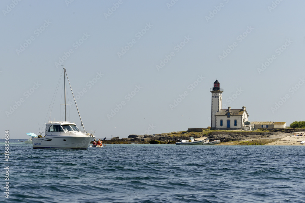 Phare, île aux Moutons, Archipel des Glénan, Réserve ornithologique, Finistère, 29, Bretagne,