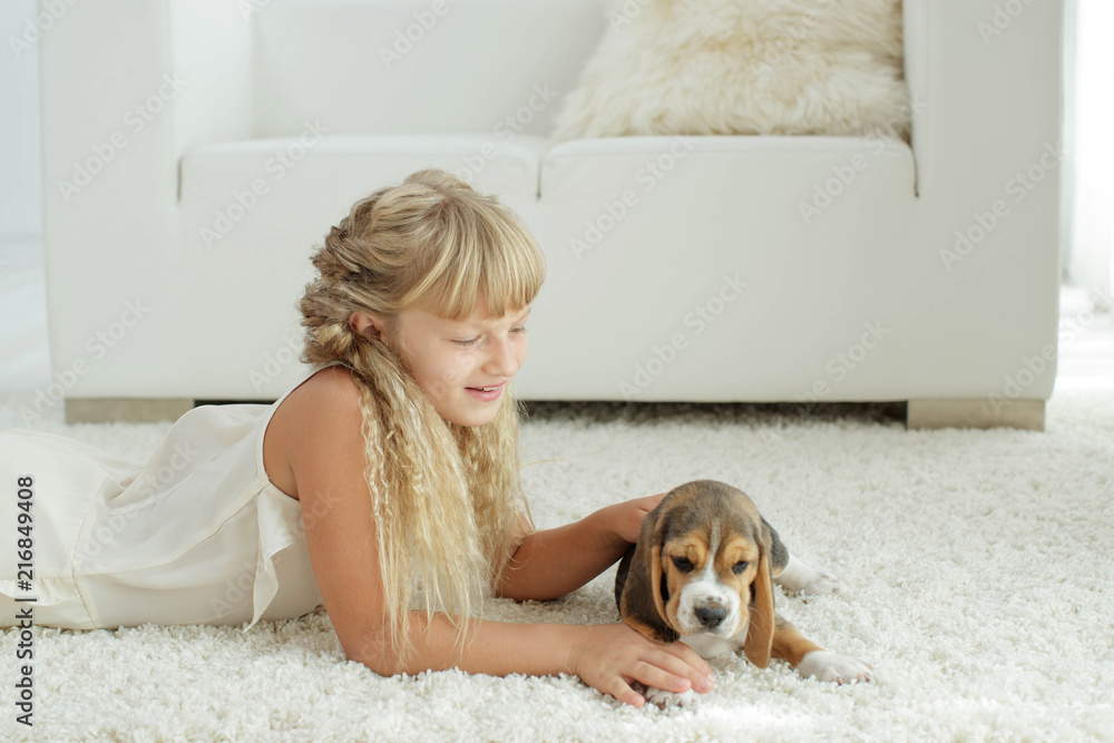 Child with dog 