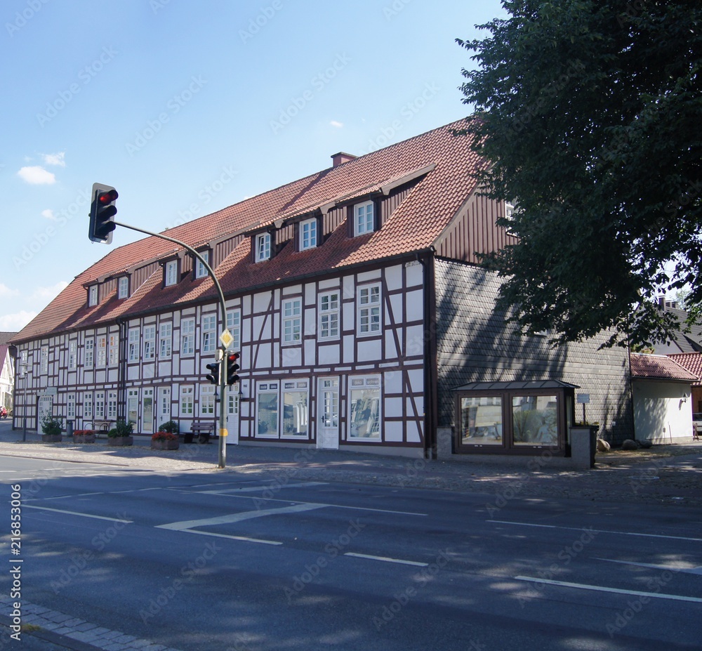Alte Vogtei in Bielefeld-Heepen (Denkmal),strasse, haus, bauwerk, architektur, stadt, alt, pueblo, road, england, anreisen, zuhause, himmel, dorf, blau, europa, grossbritannien Alte Vogtei in Bielefeld-Heepen (Denkmal),strasse, haus, bauwerk, architektur, stadt, alt, pueblo, road, england, anreisen, zuhause, himmel, dorf, blau, europa, grossbritannien