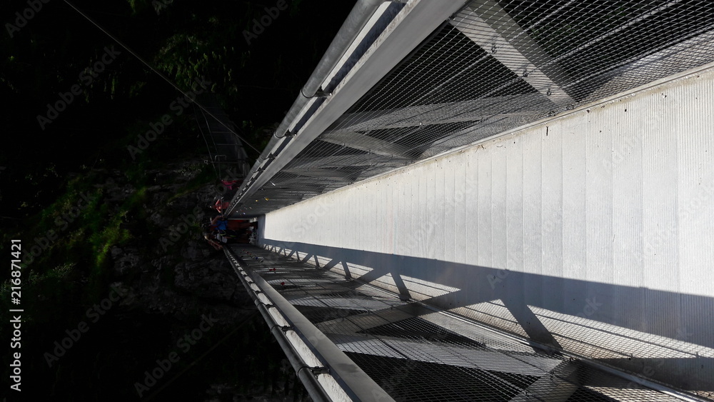 Naklejka premium leutasch wanderung - geisterklamm