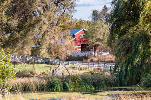 country red barn photo