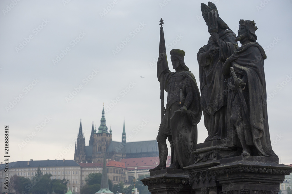 Fototapeta premium Statues on Charles Bridge in Prague