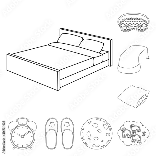 Rest and sleep outline icons in set collection for design. Accessories and comfort vector symbol stock web illustration.