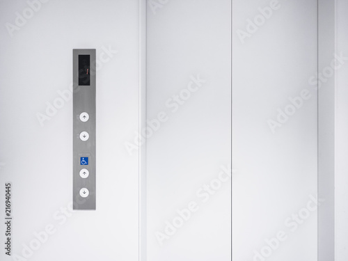 Obraz na płótnie Elevator door close with elevator button floor sign