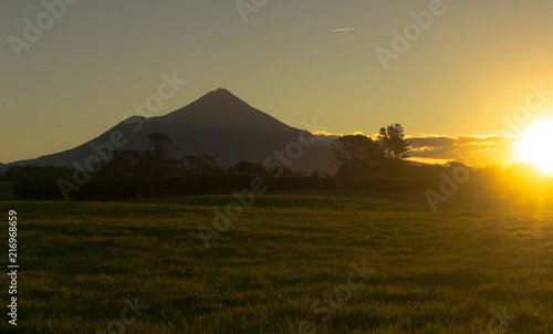 sunset, mountain, landscape, sky, sunrise, nature, sun, morning, cloud, mist, hill, mountains, beautiful, light, clouds, orange, evening, horizon, travel, hills, sunlight, dusk