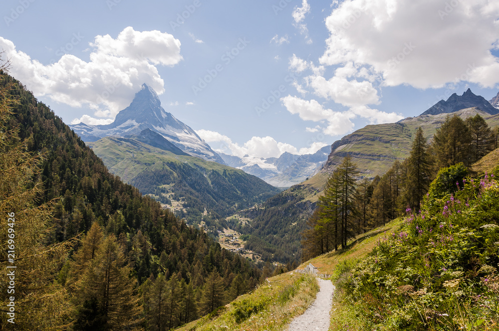 Zermatt, Findeln, Findelbach, Wanderweg, Findelschlucht, Sunnegga, Wallis, Matterhorn, Alpen, Walliser Berge, Furi, Zmutt, Sommer, Schweiz