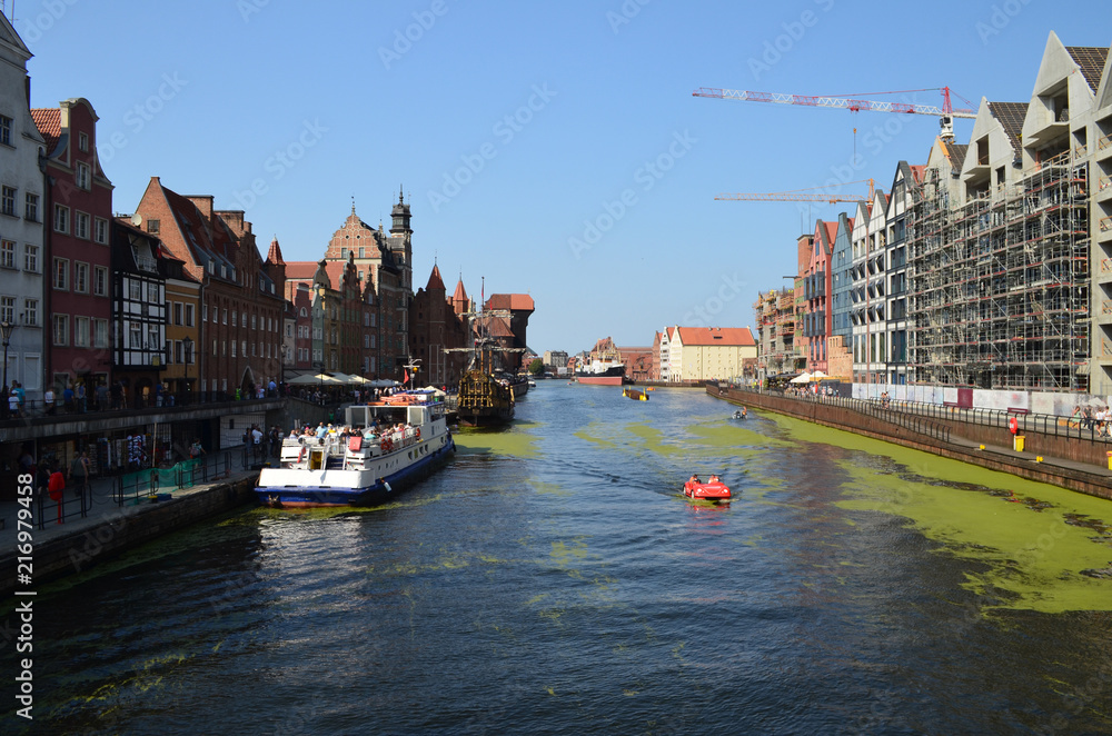 Obraz premium Nad Motławą w Gdańsku, Pomorze/By the Motlawa in Gdansk, Pomerania, Poland