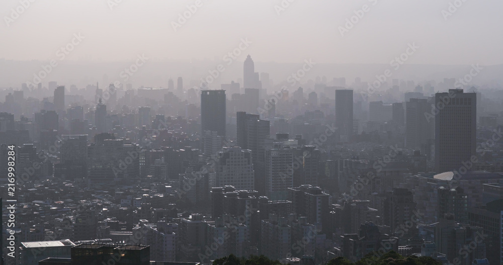  Taipei city in the evening