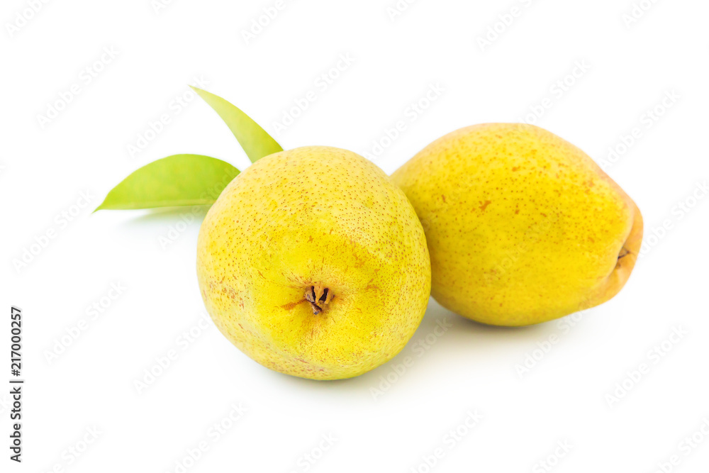 Fotografie Ripe yellow pears isolated on white background