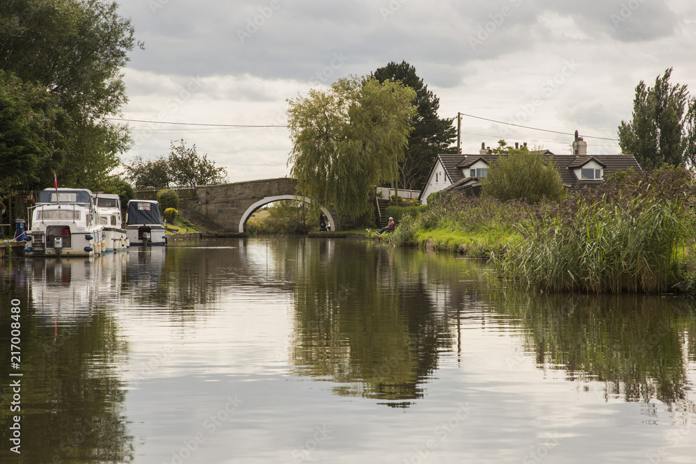 Fototapeta premium Leeds Liverpool Canal Reflection