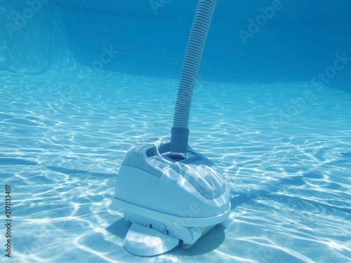 Underwater view of vacuum c...