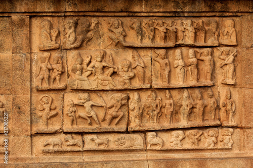 Ancient bas relief seen at the Tanjavur Brihadeshwara Temple,TamilNadu. India (UNESCO World Heritage Site) © Syamkrs