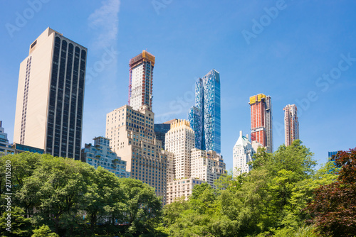 Skyscrapers seen from Central Park in New York city Fototapete