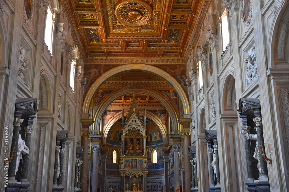 Italy, Rome, basilica of San Giovanni in Laterano, central nave.