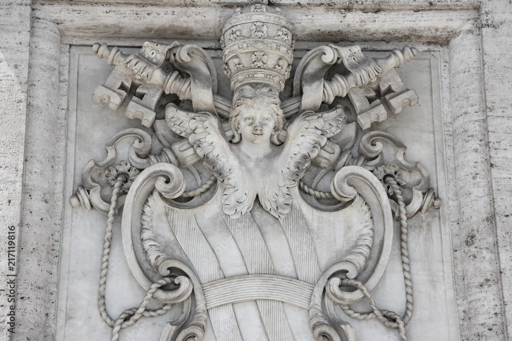Italy, Rome, basilica of San Giovanni in Laterano, papal coat of arms in the entrance hall.