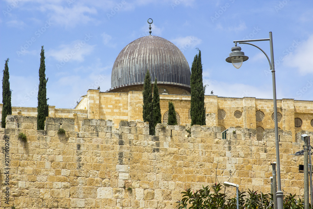 Φωτογραφία The dome of the famous Al Agsa Mosque in the City of Jerusalem the third most ho