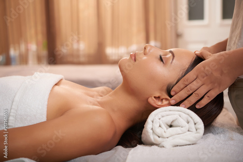Relaxing head massage