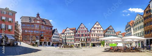 Tübingen, Marktplatz mit Rathaus 