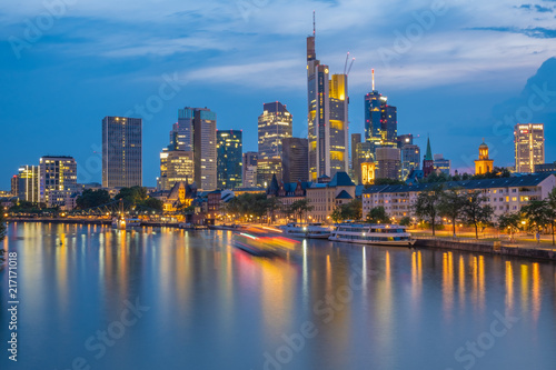 Frankfurt am Main - Skyline während der Blauen Stunde photo