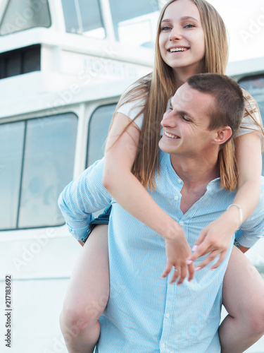 Boyfriend and girlfriend lovingly embrace each other Free Download Boyfriend and girlfriend lovingly embrace each other - GFXLoad