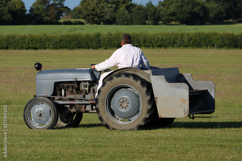 Obraz premium Vintage Farming Tractor