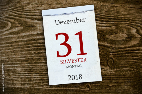 Abreißkalender Kalender mit Silvester Neujahr 2018 2019